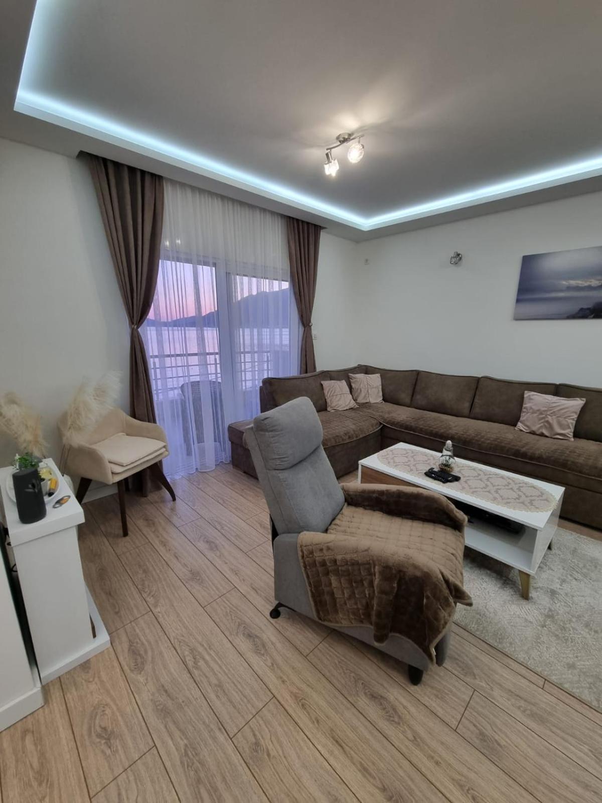 Matkovic Residence Tivat Exterior foto