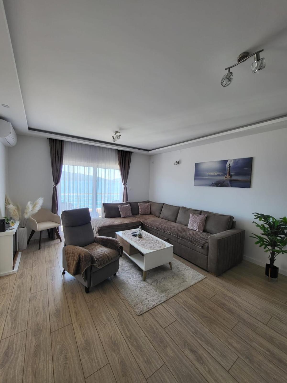 Matkovic Residence Tivat Exterior foto